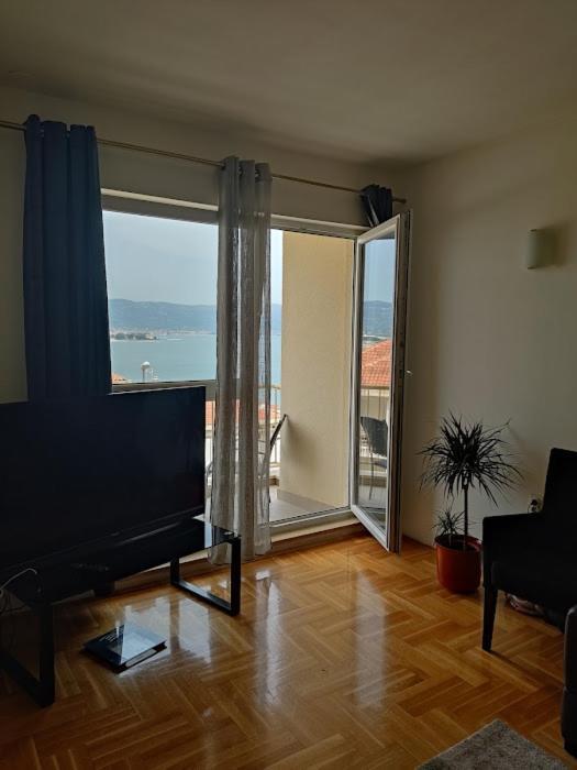 Deep Blue Apartament *